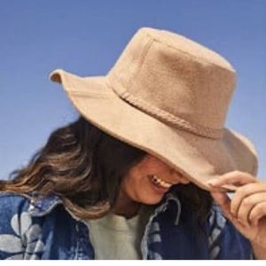 ASN Harper Hat Womens OS Khaki Oatmeal Floppy Sun Protector Boat Boho Handmade